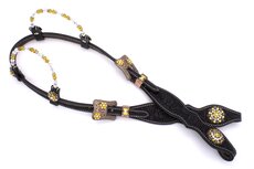 Two Ear show westernhoofdstel  zwart met gouden steentjes