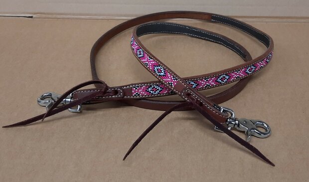 Short Closed Reins Pink Beads