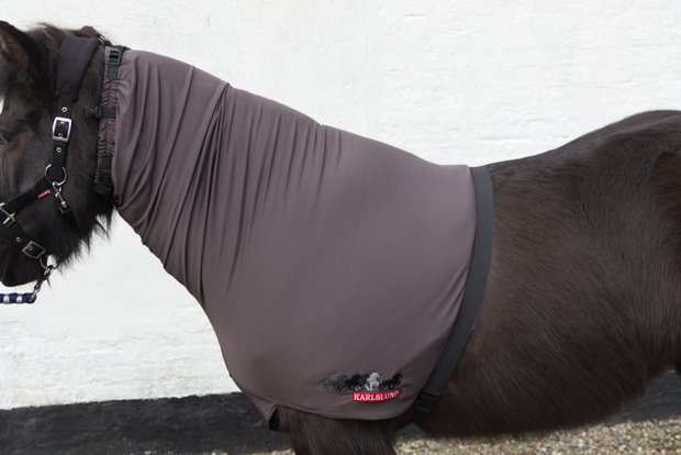 Karlslund flexibele eczeem hals &ndash; bescherming tegen jeuk en insecten voor IJslandse paarden