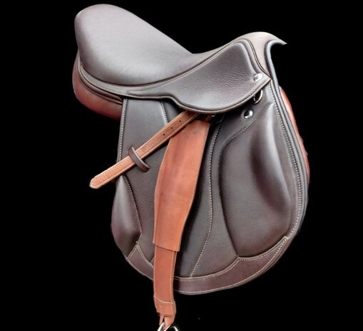 Rid&rsquo;Up monobeugelriemen &ndash; innovatieve stijgbeugelriemen met verstelbare beschermhoes