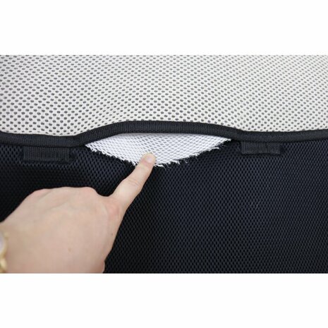 AirTec Plus lamswollen zadeldek met verwisselbare inlagen (V-Line Spinefree)