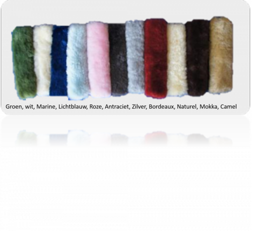 Zadeldek volledig Merino lamswol met bontrand rondom - 96 kleurencombinaties mogelijk