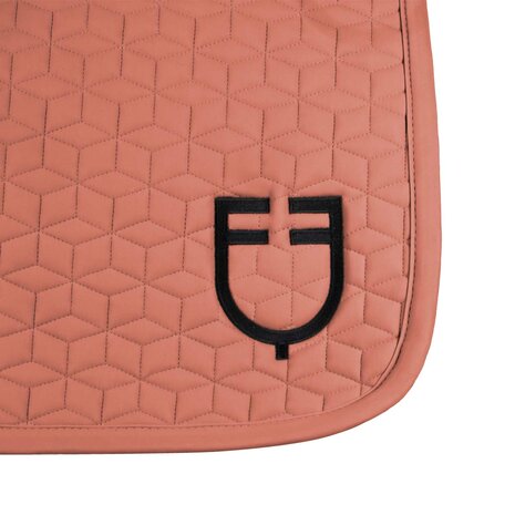 Equestro Dressuur Zadeldek met Cube Quilting &ndash; Technisch Comfort &amp; Tijdloze Elegantie