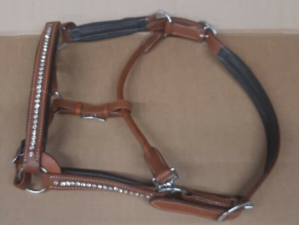 Lederen Halster &ndash; Witte Strassstenen