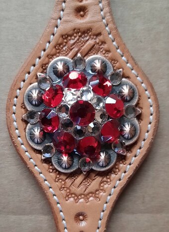RHINESTONE Concho Flower Setting Ruby Red