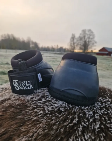 T&ouml;lt Saga Bell Boots &ndash; betrouwbare bescherming voor de hoeven met gewicht