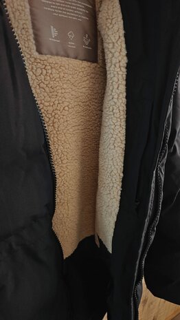 T&oslash;lt Saga Warme Winter Rijjas &ndash; Waterdicht, Winddicht, Zwart