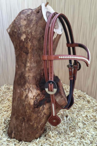 V-Brow Western Headstall met Swarovski Pearls &amp; Flower Tooling | QH