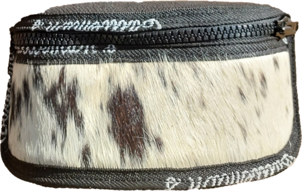Cattleman&rsquo;s Hip Bag Canvas &ndash; Koeienprint